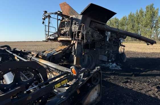 2016 CASE IH 8240 Combine