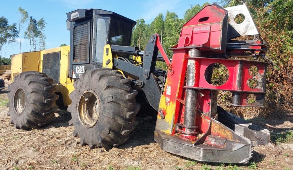 [Auction]: 2016 Caterpillar 553C Feller Buncher | est 7,500 hours miles ...
