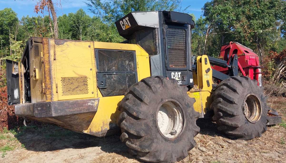 2016 Caterpillar 553C Feller Buncher - Image 3