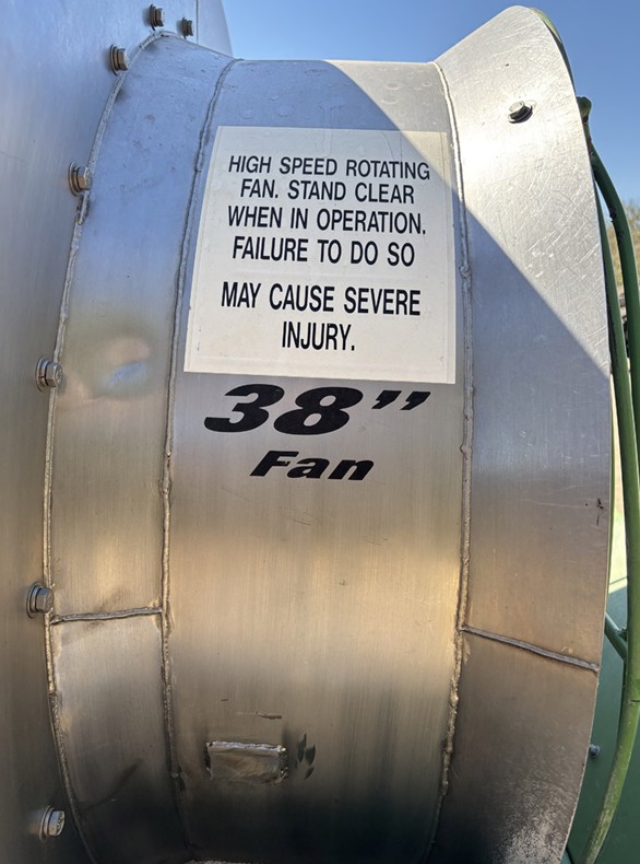 2016 D&M Mfg Co PTO Driven Sprayer - Image 11