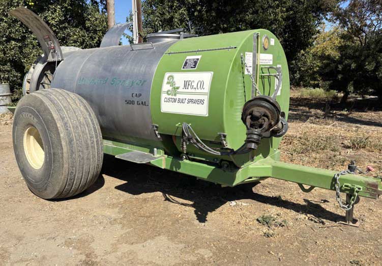 2016 D&M Mfg Co PTO Driven Sprayer - Image 8