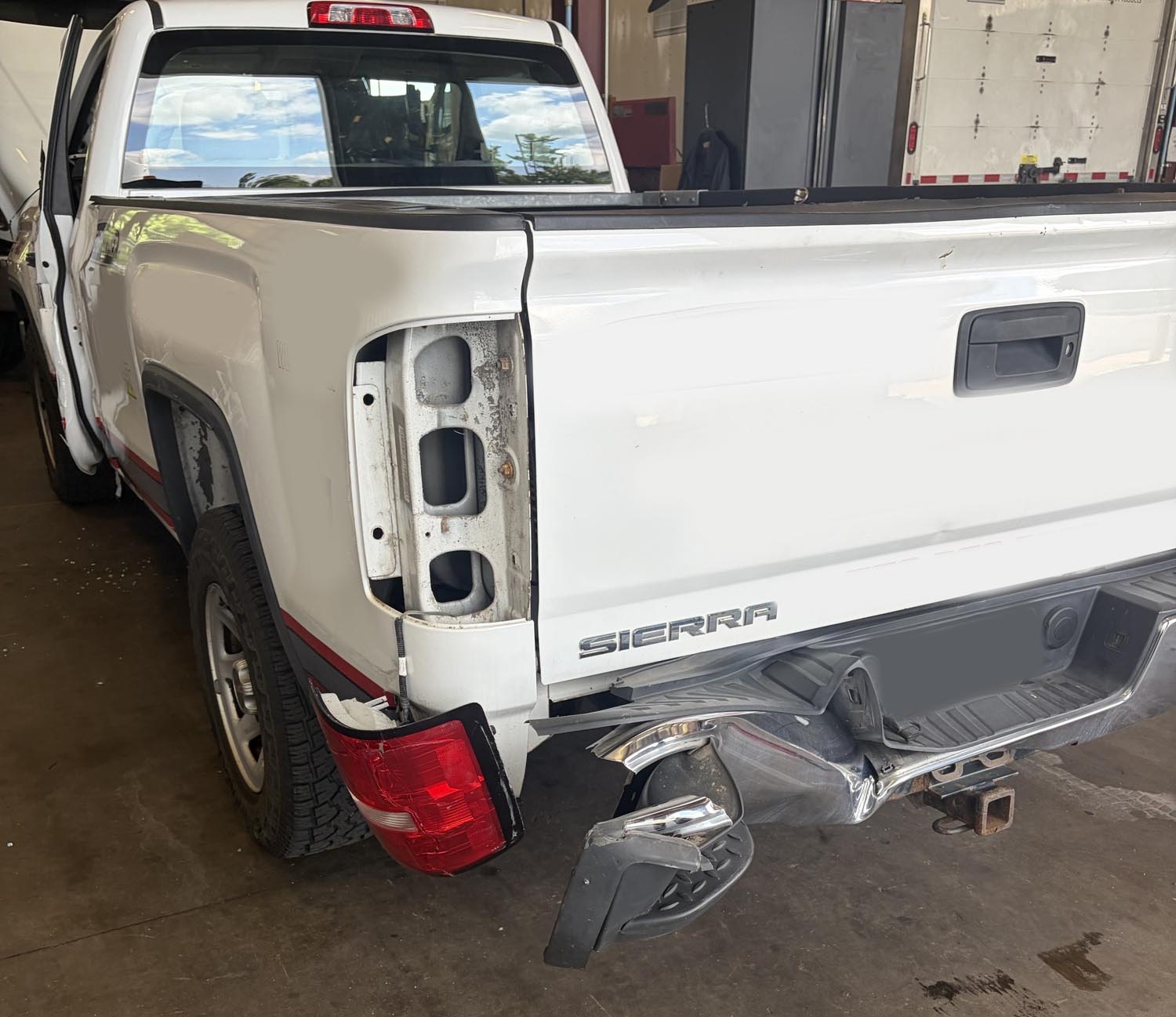2016 GMC Sierra 1500 - Image 5