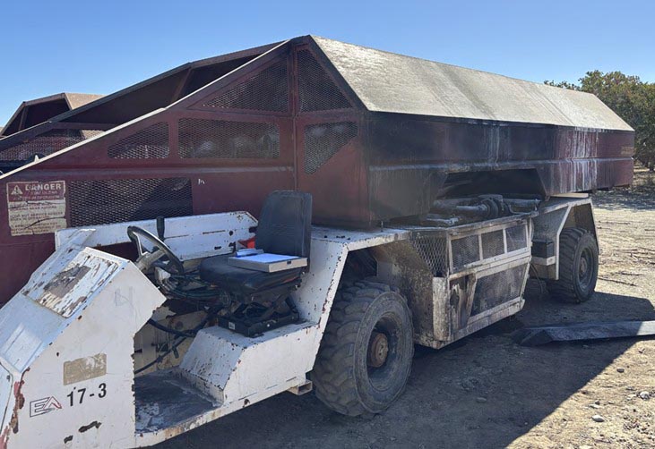 2016 Gomez Machinery Leasing Bankout Cart