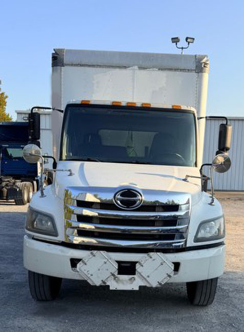 2016 Hino Conventional