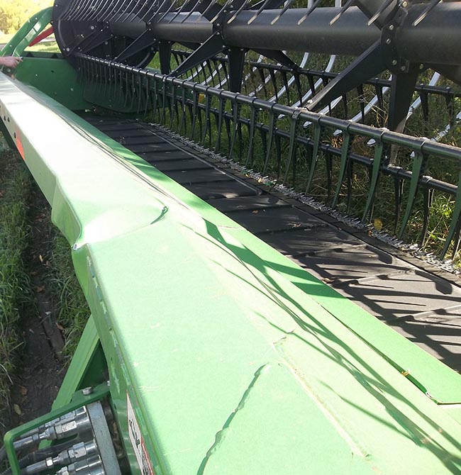 2016 John Deere 645FD Header - Image 2