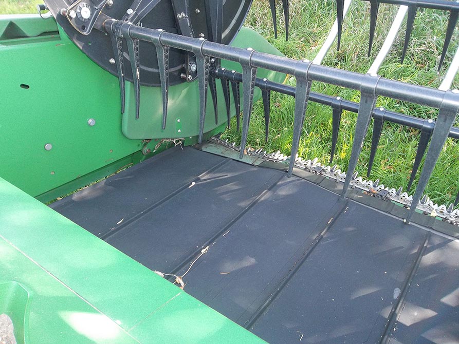 2016 John Deere 645FD Header - Image 4