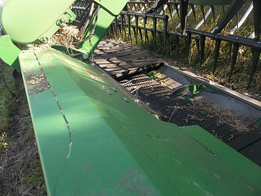 2016 John Deere 645FD Header - Image 6
