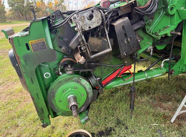 2016 John Deere S680 STS Combine - Image 5