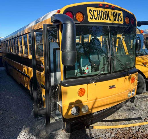 2016 Thomas Built HDX School Bus - Image 2