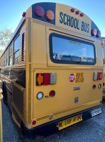 2016 Thomas Built HDX School Bus - Image 4