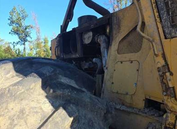 2016 Tigercat 610E Grapple Skidder - Image 6
