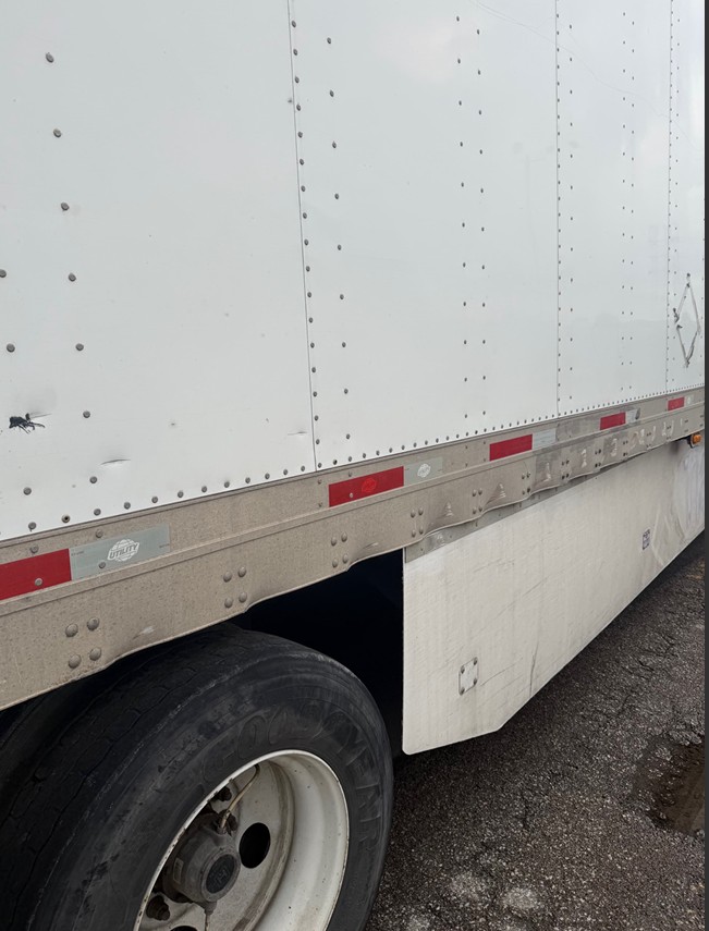 2017 Utility Dry Van - Image 11