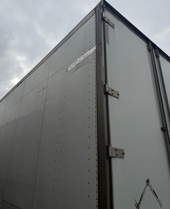 2017 Utility Dry Van - Image 3