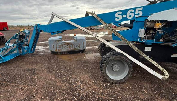 2018 Genie S65 Telescopic Boom Lift - Image 17