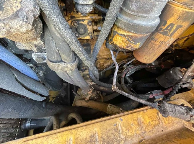 2019 Caterpillar 963K Track Loader - Image 13