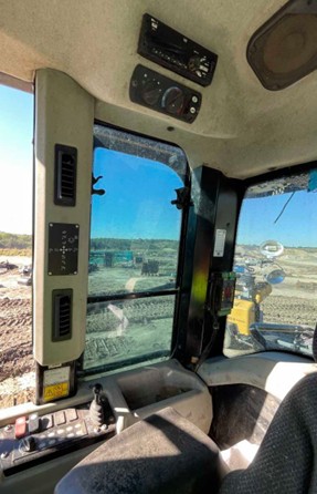 2019 Caterpillar 963K Track Loader - Image 24