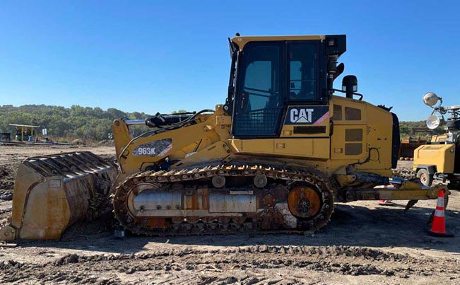 2019 Caterpillar 963K Track Loader - Image 3