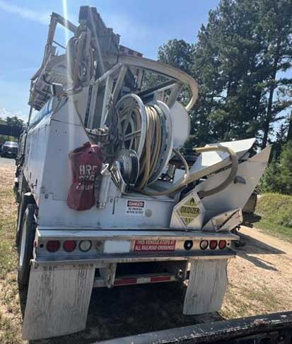 2019 Freightliner 114SD Tanker - Image 6