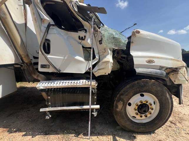 2019 Freightliner 114SD Tanker - Image 8