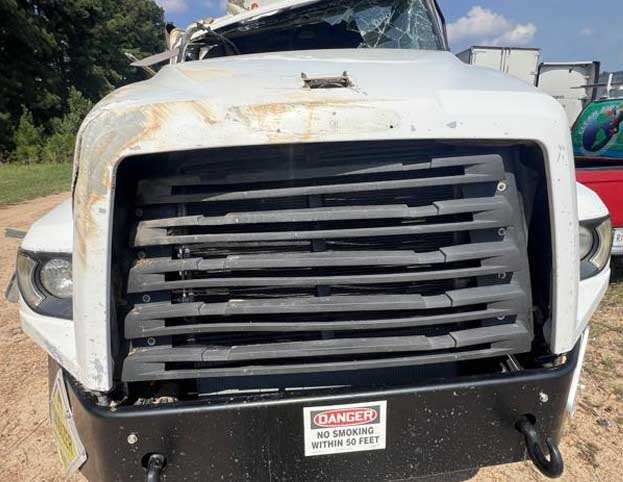 2019 Freightliner 114SD Tanker - Image 9