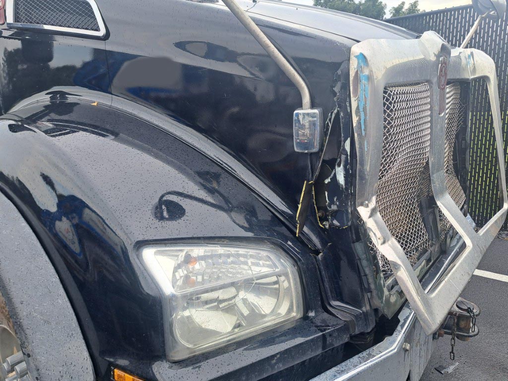 2019 Kenworth T880 - Image 7
