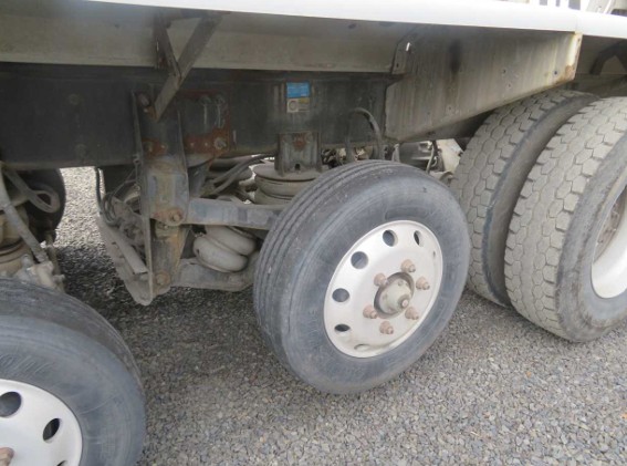 2019 Peterbilt 567 - Image 15