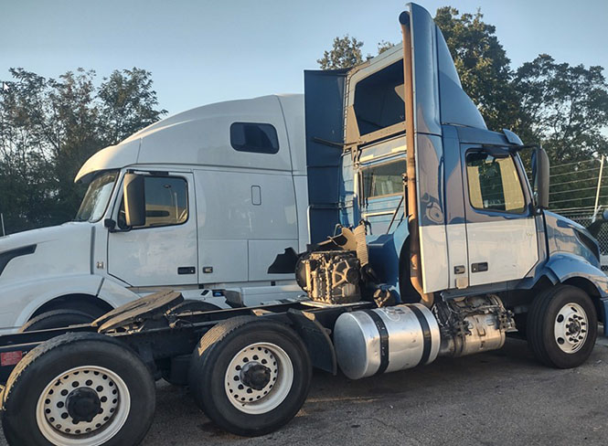 2019 Volvo VNL – TN - Image 2