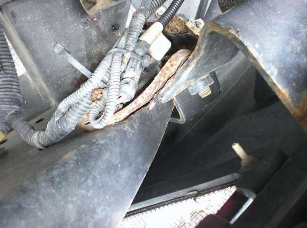 2020 International RH613 - Image 21