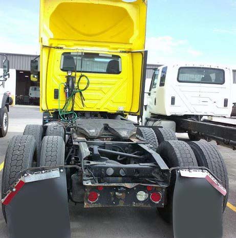 2020 International RH613 - Image 3