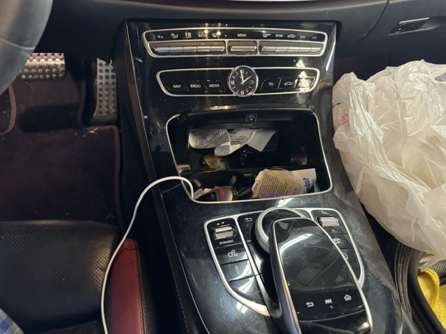 2020 Mercedes-Benz E-Class - Image 9