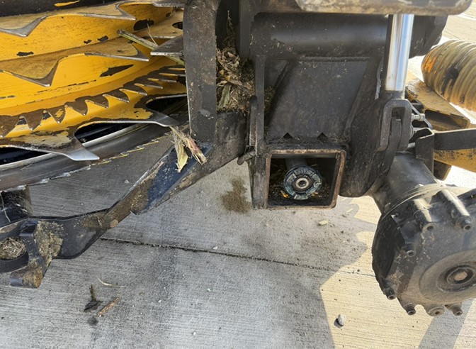 2021 New Holland 750BFIN Rotary Forage Header - Image 11
