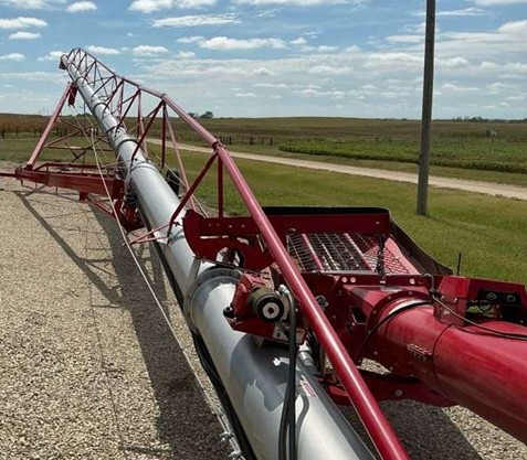 2022 AGI Hutchinson HX 13-114 Auger