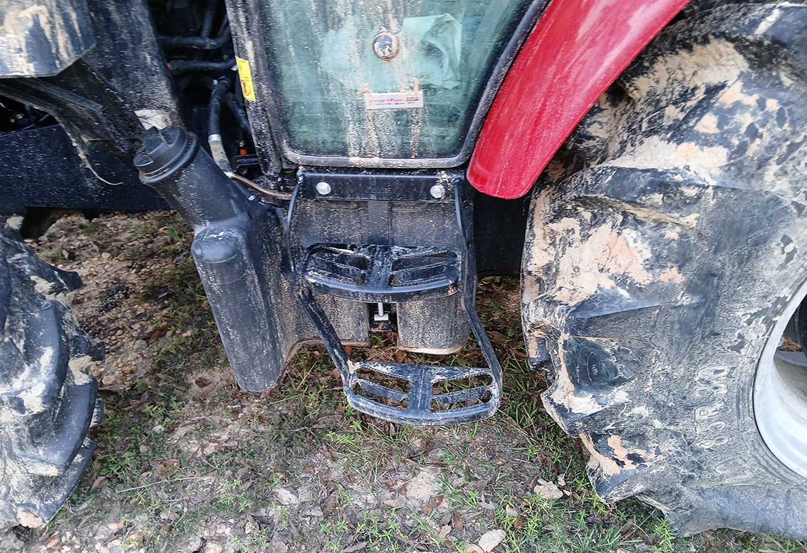 2022 CASE IH 75A Tractor - Image 23