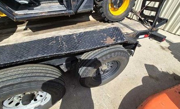 2022 Load Trail 16ft Trailer - Image 9