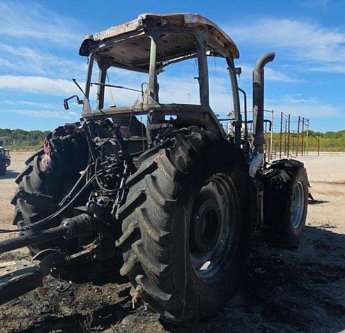 2023 CASE IH FARMALL 120C Tractor - Image 4