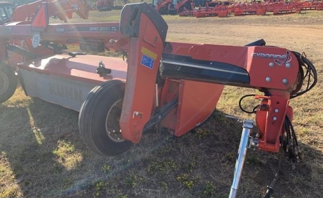 2023 Kuhn GMD 3551 TL Disc Mower - Image 7
