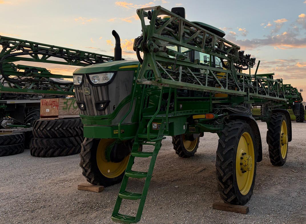 2023 John Deere R4023 Sprayer