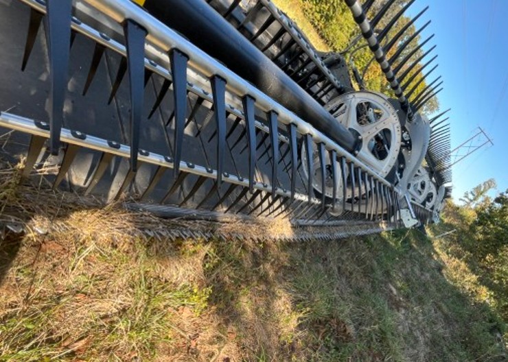 2023 MacDon FD245 FlexDraper Header - Image 4