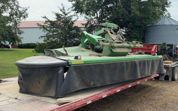 2023 John Deere F350R Mower Conditioner - Image 3