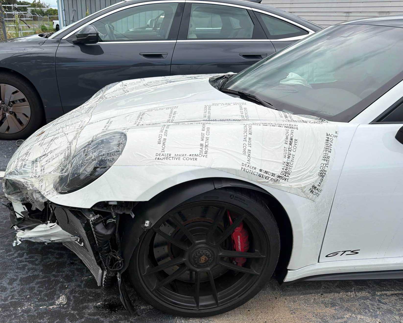 2024 Porsche 911 GTS Carrera - Image 11