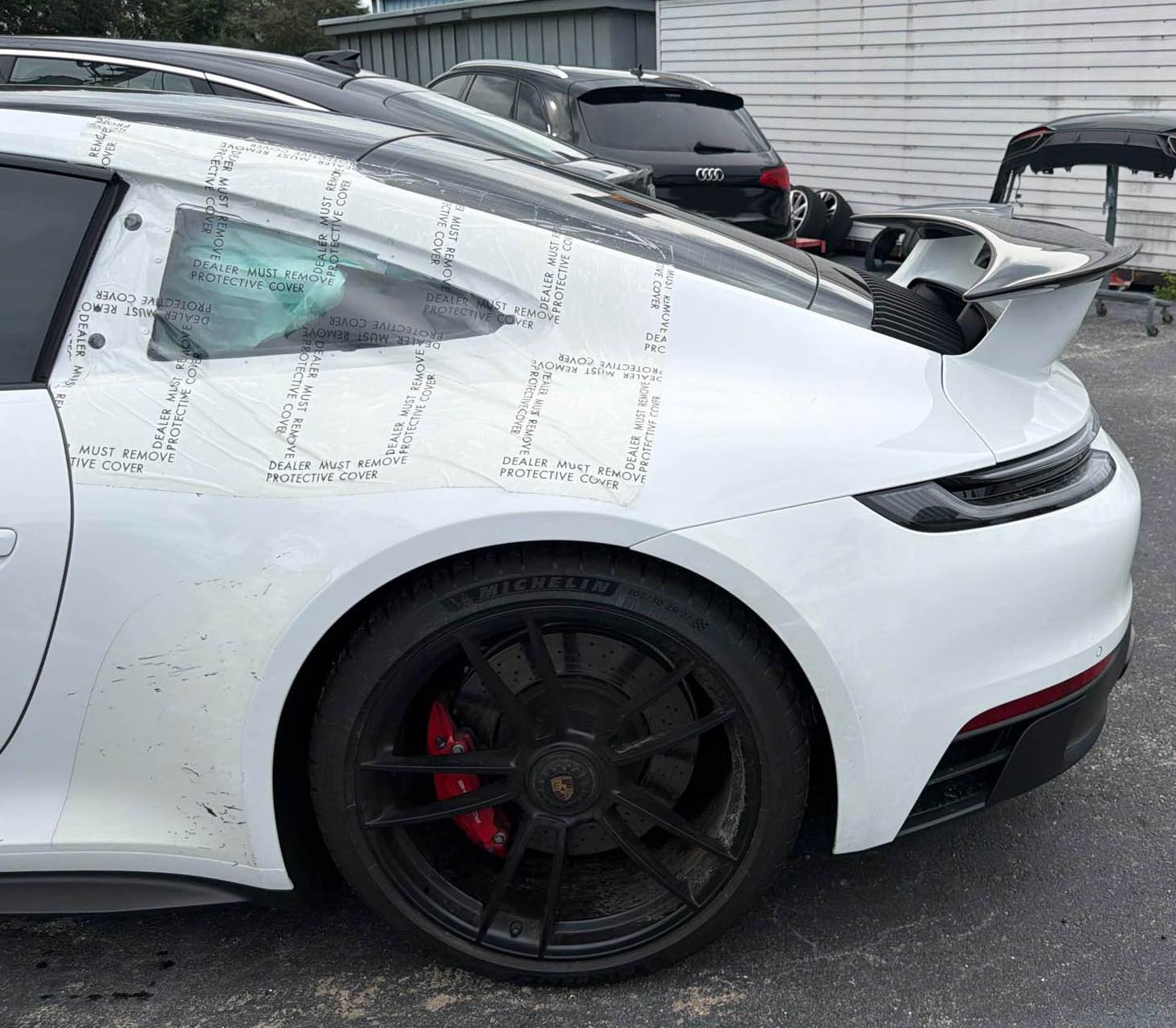 2024 Porsche 911 GTS Carrera - Image 12
