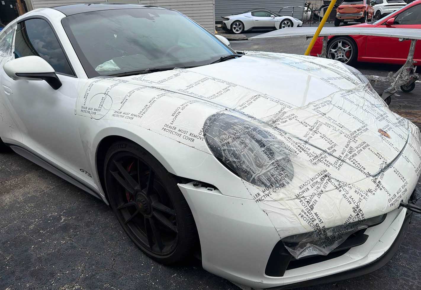 2024 Porsche 911 GTS Carrera - Image 14
