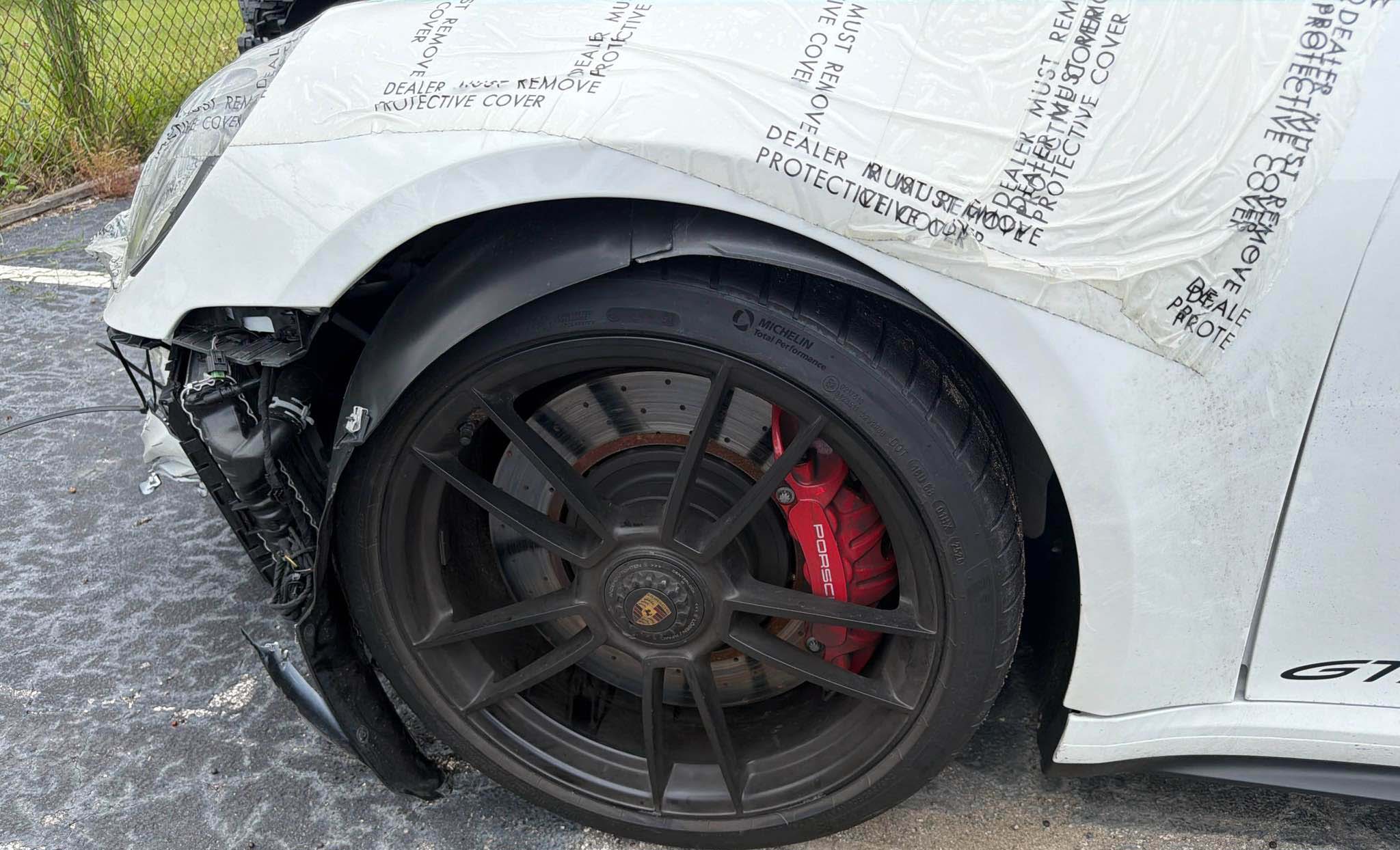 2024 Porsche 911 GTS Carrera - Image 17