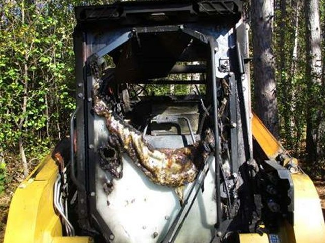 2025 ASV VT-80 Skid Steer - Image 11
