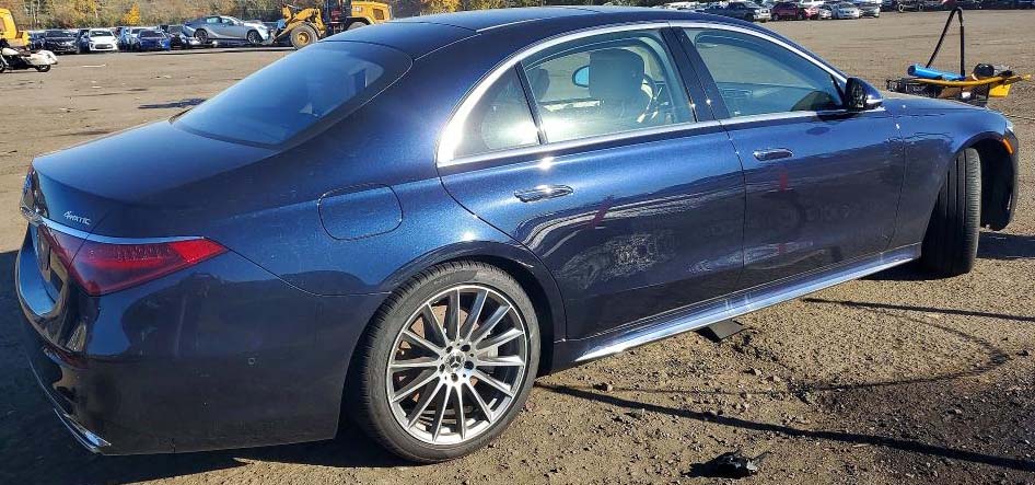 2025 Mercedes Benz S 580 - Image 3