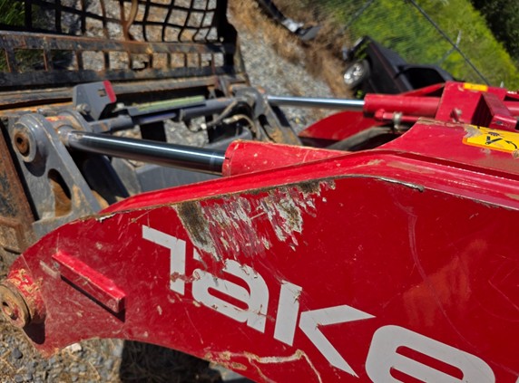 2025 Takeuchi TL12V-2 Skid Steer - Image 6