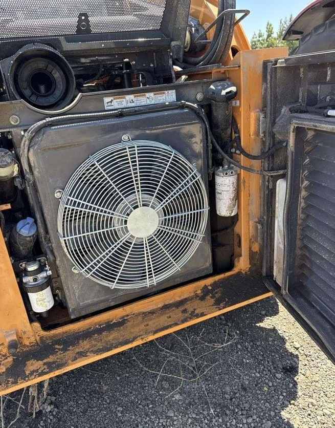 2026 Case TV620B Skid Steer - Image 10