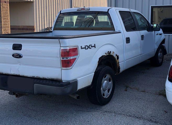 2009 Ford F-150 XL SuperCrew 4WD - Image 3