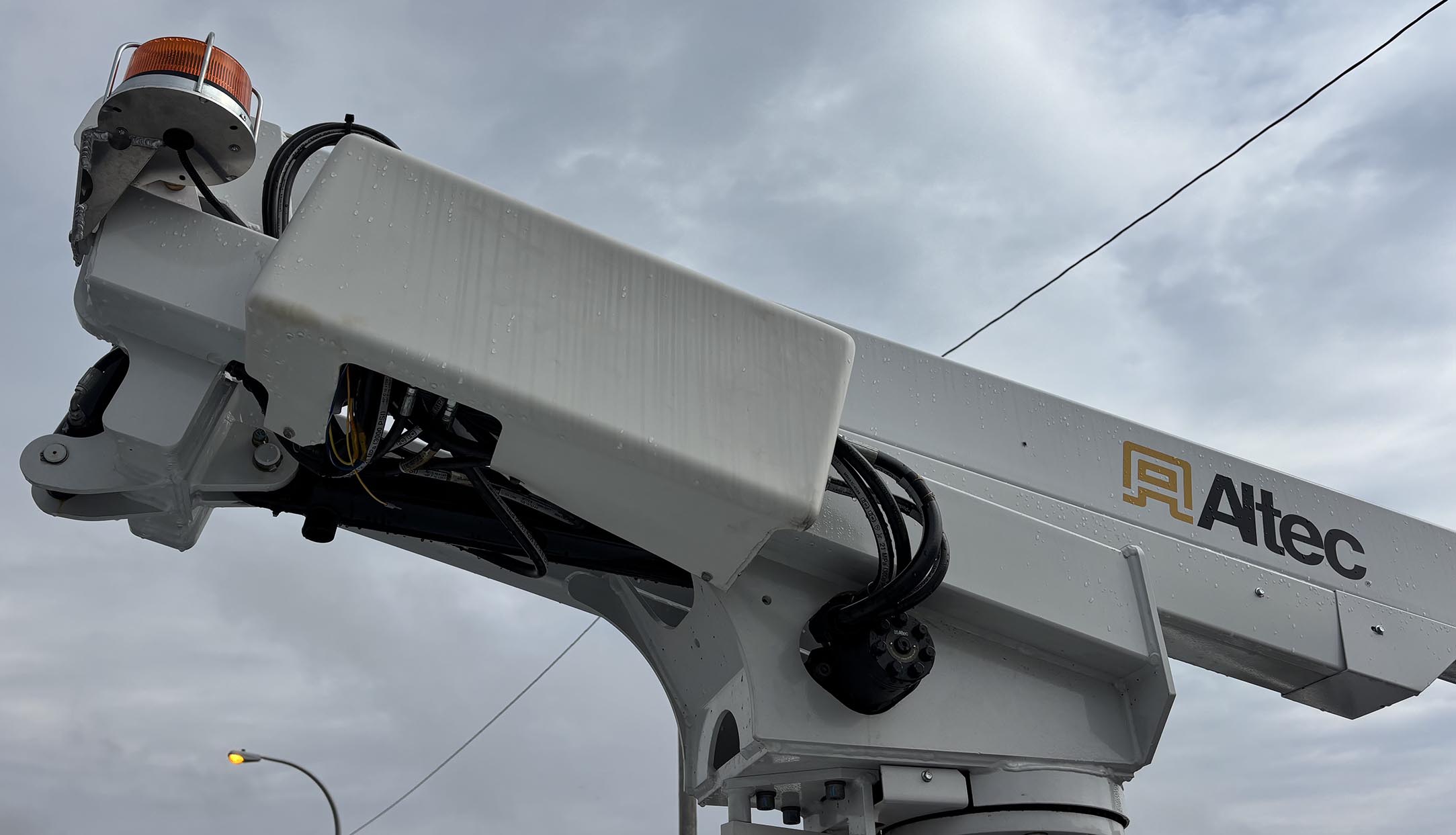 2026 Ford F-450 Bucket Truck - Image 15