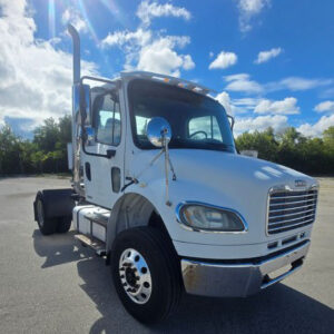 2006 Freightliner M2